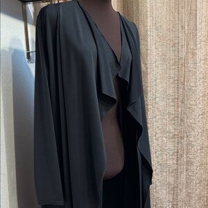 Boohoo black asymmetrical drape high-low long sleeve cardigan duster. Size M/L.